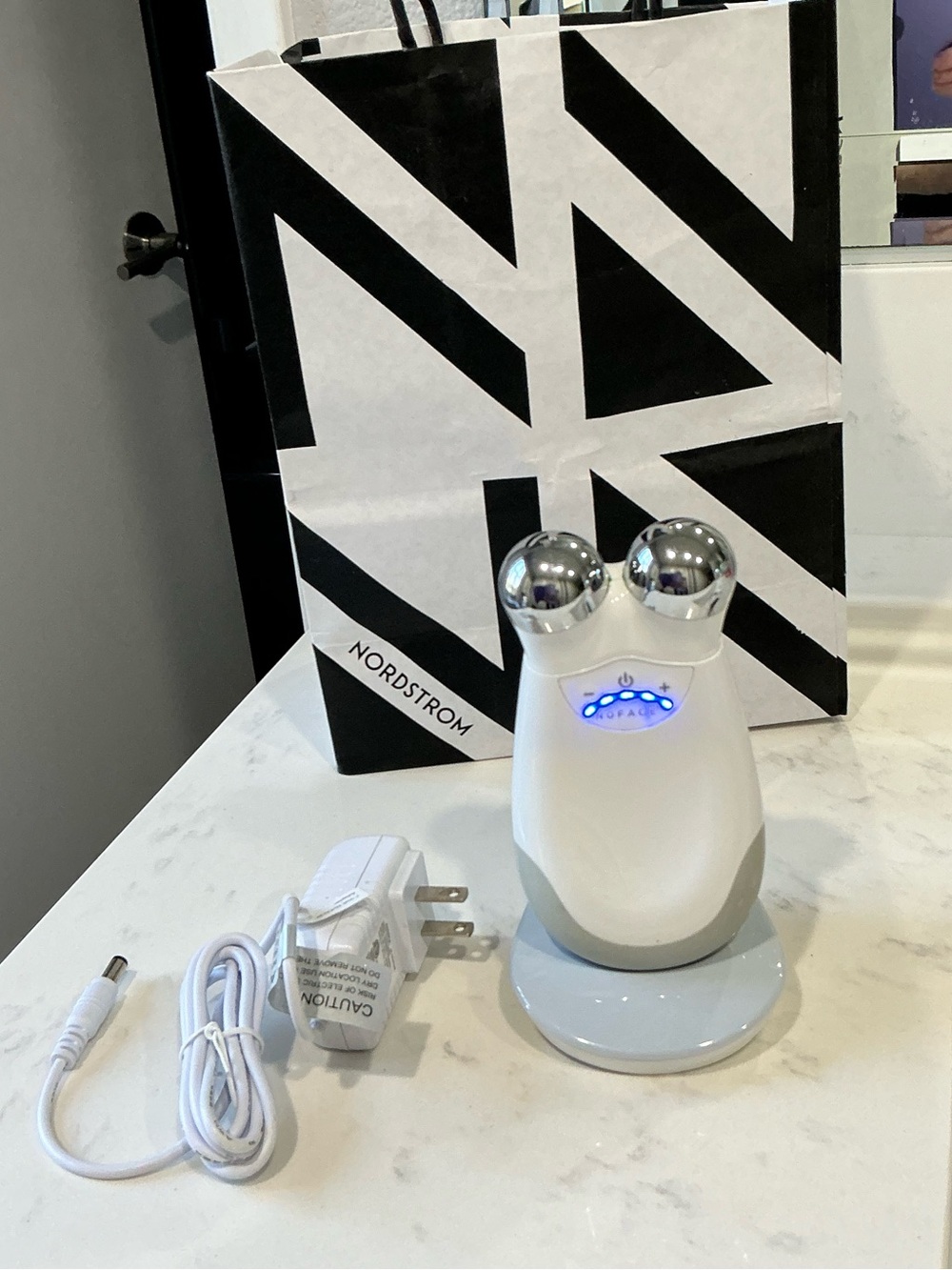 NuFace White Microcurrent Facial Toning Device with Silver Spheres